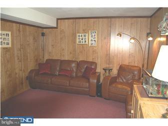 476 Flock Road Hamilton, NJ 08619 - Photo 9 of 12 Family Room