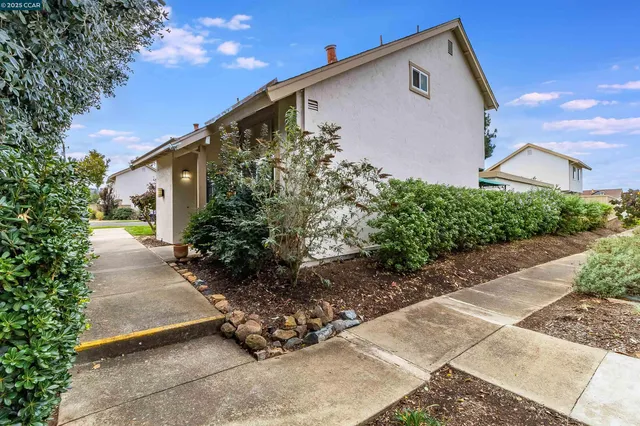 $599,000 | 4839 Boxer Boulevard, Concord, CA 94521