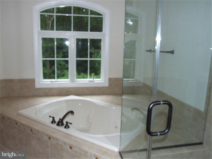135 North Hillcrest Road Springfield, PA 19064 - Photo 11 of 24 Master Bathroom