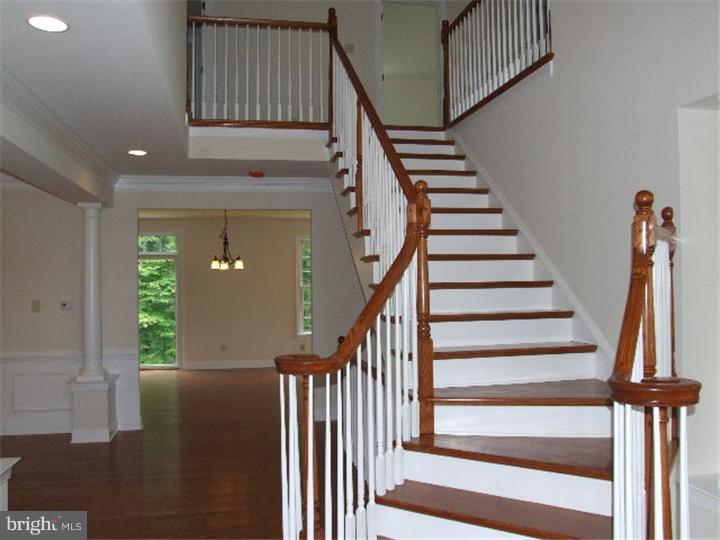 135 North Hillcrest Road Springfield, PA 19064 - Photo 14 of 24 Foyer