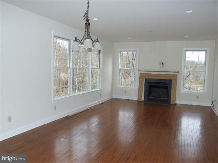 135 North Hillcrest Road Springfield, PA 19064 - Photo 6 of 24 Family Room
