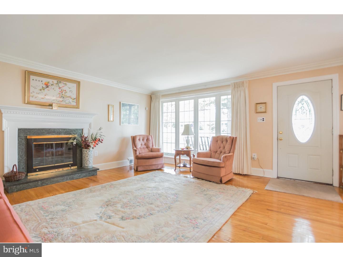 2320 Poplar Road Havertown, PA 19083 - Photo 5 of 24