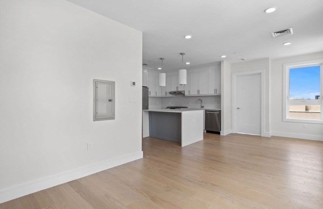 301 Border Street, Unit 601 Boston, MA 02128 - Photo 13 of 29