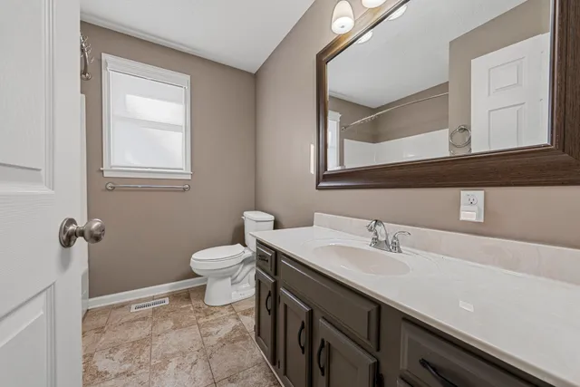 $385,000 | 6483 Dogwood Drive, Greenbrier, TN 37073