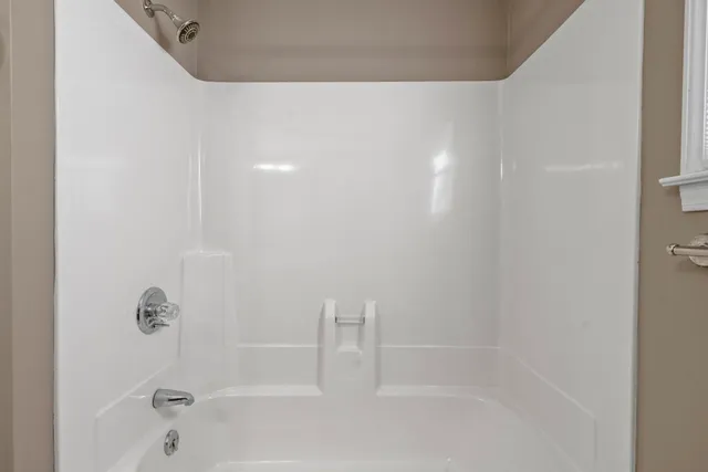 $385,000 | 6483 Dogwood Drive, Greenbrier, TN 37073