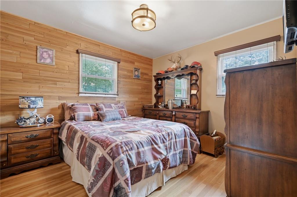 1329 Highway 56 Apollo, PA 15613 - Photo 6 of 36