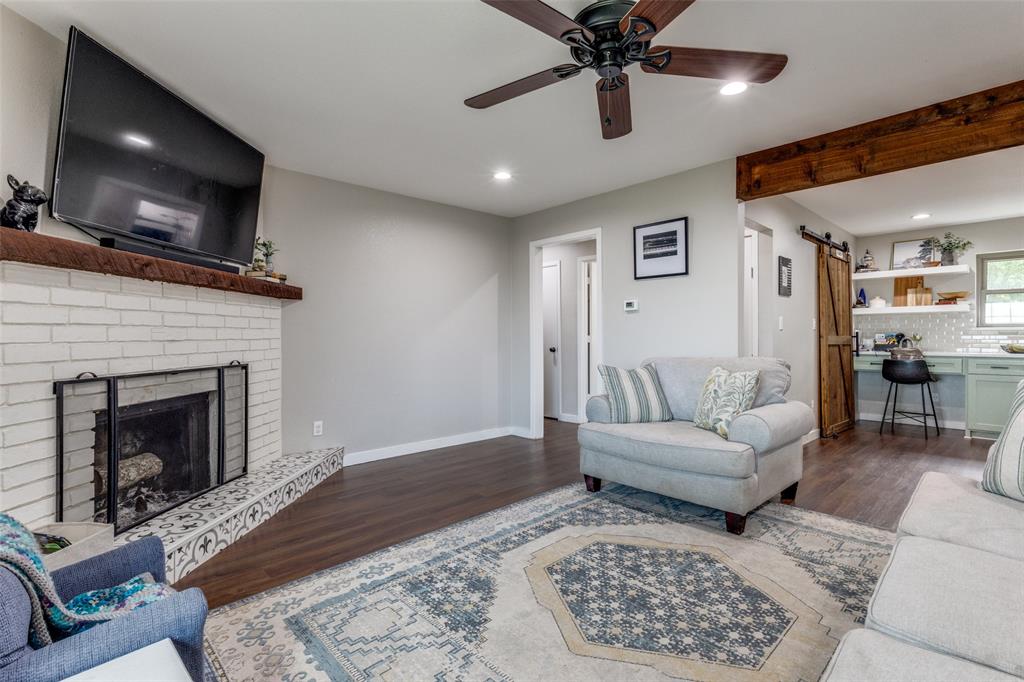 6482 County Road 321 Valley View, TX 76272 - Photo 8 of 40