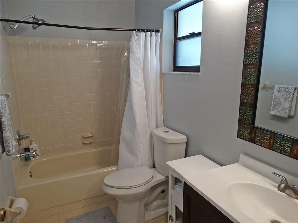 23360 Southwest 53rd Avenue, Unit D Boca Raton, FL 33433 - Photo 16 of 27 Photo 16