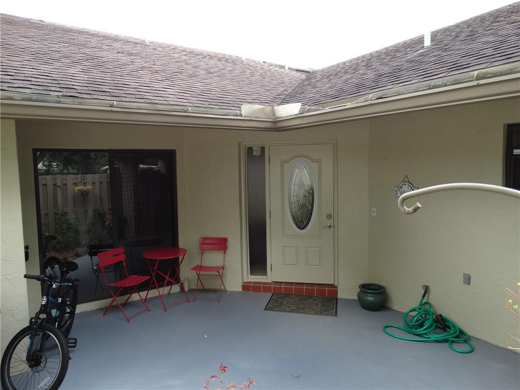 23360 Southwest 53rd Avenue, Unit D Boca Raton, FL 33433 - Photo 2 of 27 Photo 2