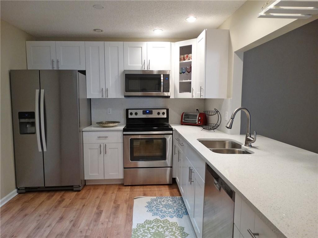 23360 Southwest 53rd Avenue, Unit D Boca Raton, FL 33433 - Photo 3 of 27 Photo 3