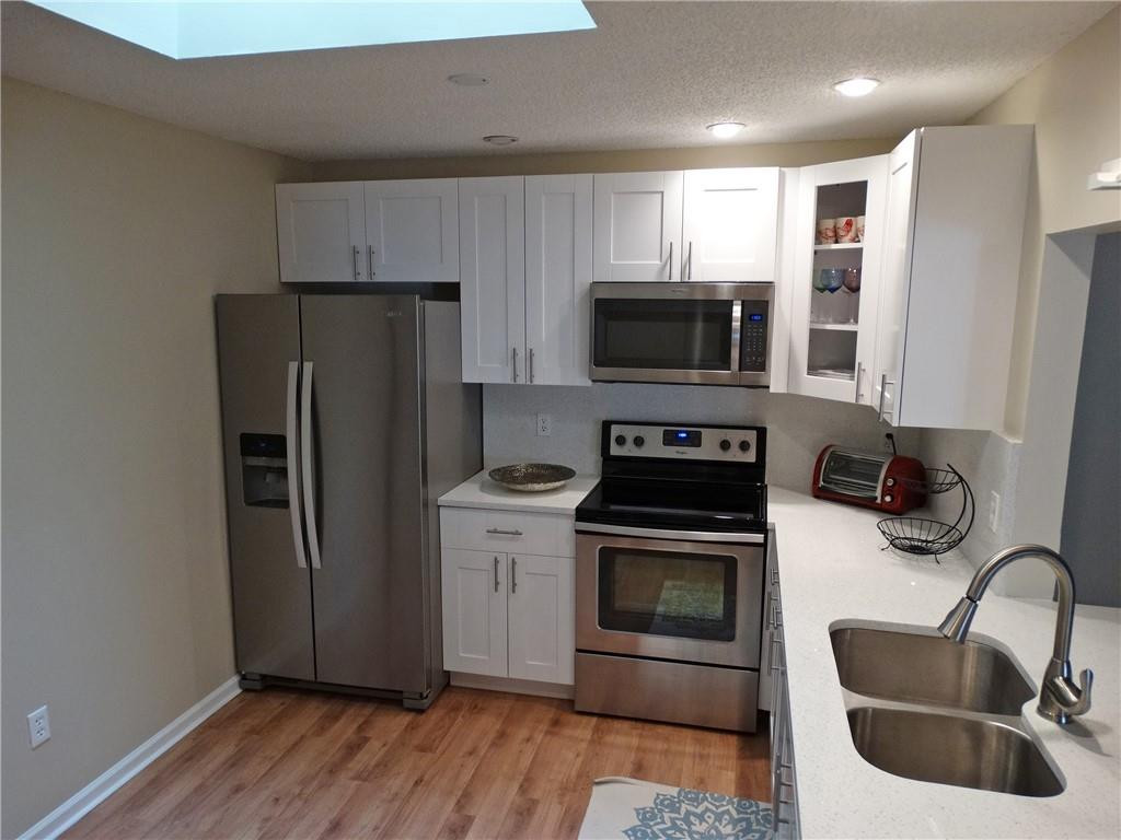 23360 Southwest 53rd Avenue, Unit D Boca Raton, FL 33433 - Photo 5 of 27 Photo 5