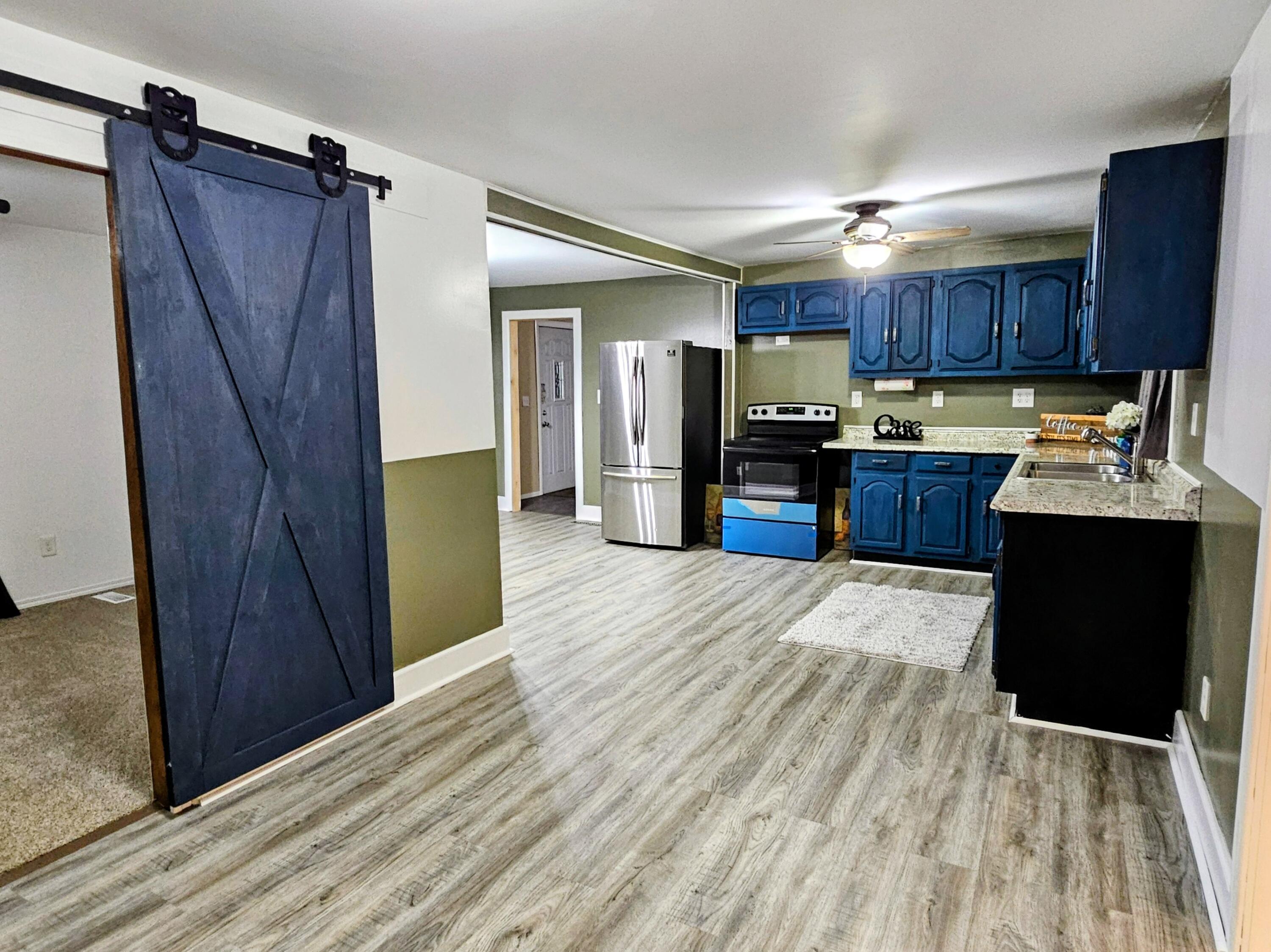 193 Ellis Road Battle Creek, MI 49037 - Photo 9 of 23 20260322_202507~2