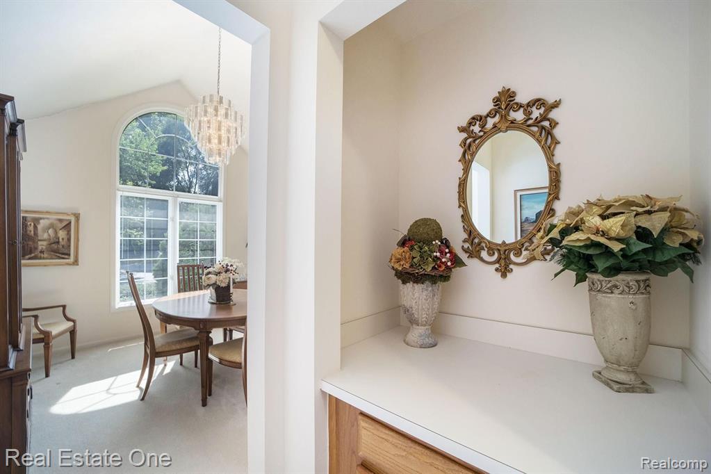 3380 Fairgrove Court Rochester Hills, MI 48309 - Photo 15 of 34