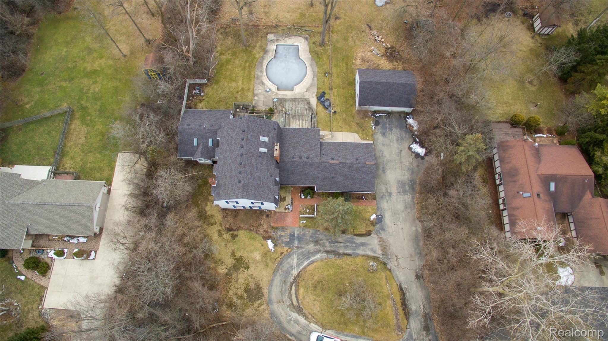8475 Bridge Road Grosse Ile, MI 48138 - Photo 2 of 68 DJI_0208.jpg