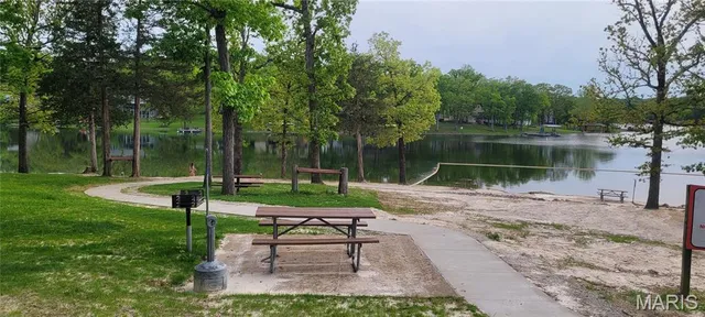 $6,000 | 0 Glen Echo Drive, De Soto, MO 63020