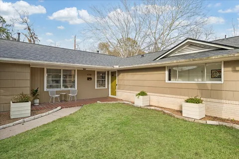 $324,900 | 4710 De Milo Drive, Houston, TX 77092