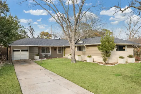 $324,900 | 4710 De Milo Drive, Houston, TX 77092