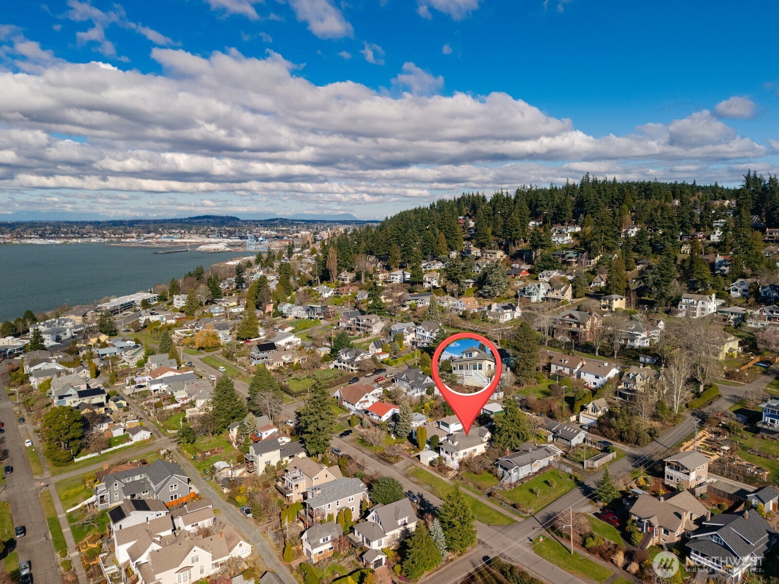 717 13th Street Bellingham, WA 98225 - Photo 5 of 40