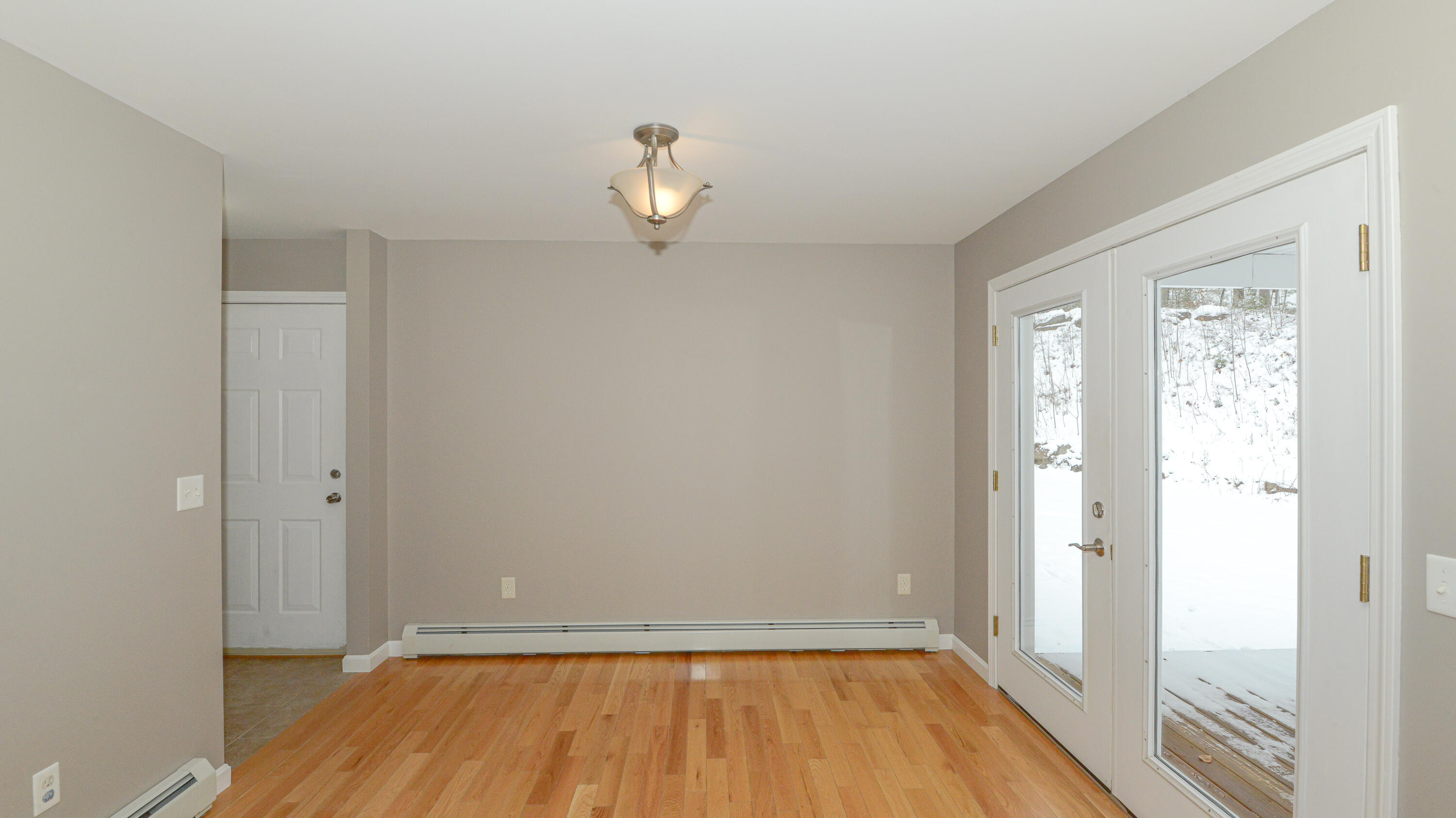 381 Quaker Ridge Road Casco, ME 04015 - Photo 10 of 39 Diningroom