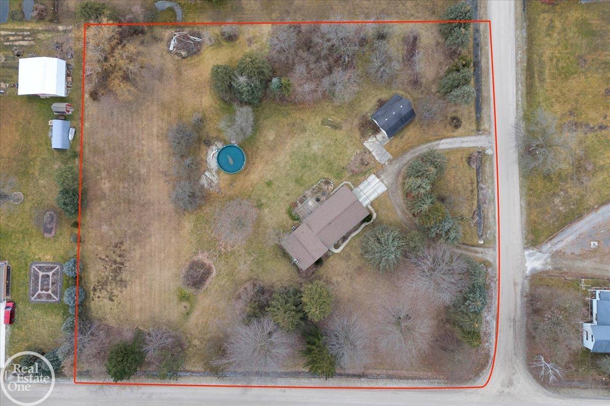 37708 Big Hand Road Richmond, MI 48062 - Photo 3 of 31