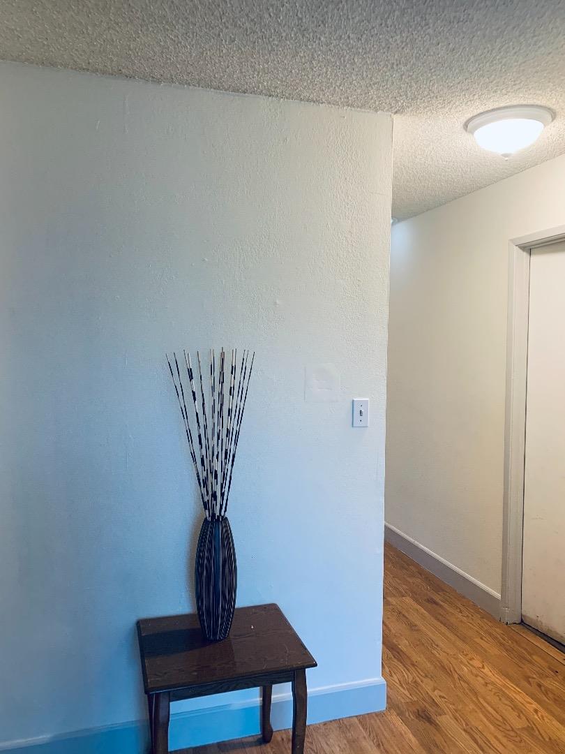 904 Link Lane Santa Rosa, CA 95401 - Photo 2 of 4 Gallery Image 2