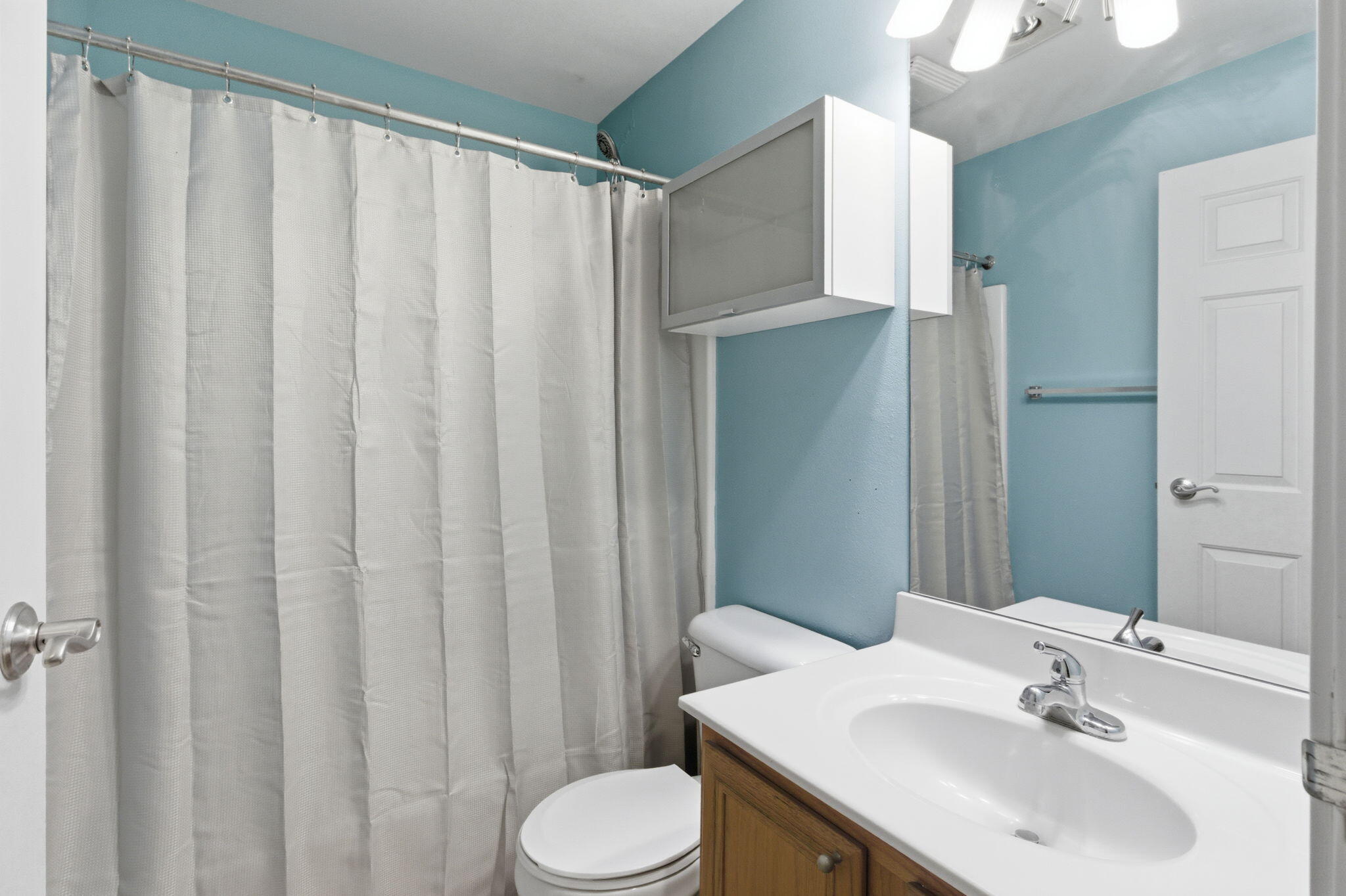 1108 North Milwaukee Street, Unit 136 Milwaukee, WI 53202 - Photo 17 of 34 19-web-or-mls-IMG_5947