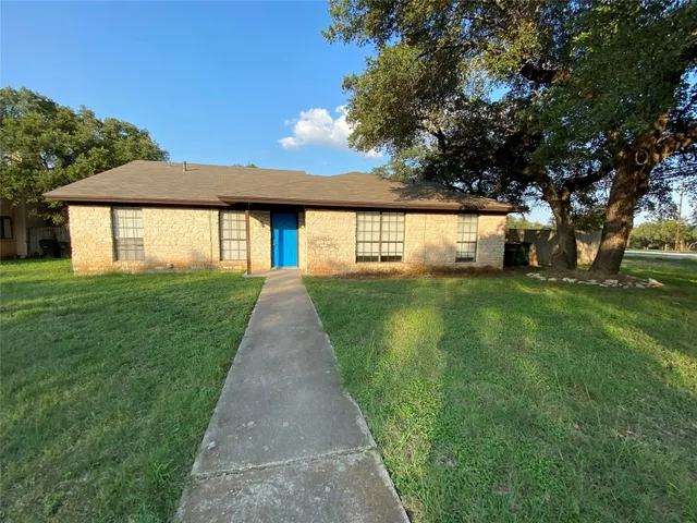 $1,325 | 100 Norwood Drive, Unit B, Georgetown, TX 78628