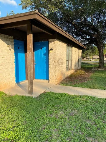 $1,325 | 100 Norwood Drive, Unit B, Georgetown, TX 78628