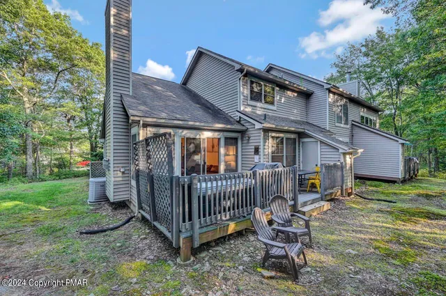 $2,925 | 179 Hawthorne Court, Unit U179, Tannersville, PA 18372