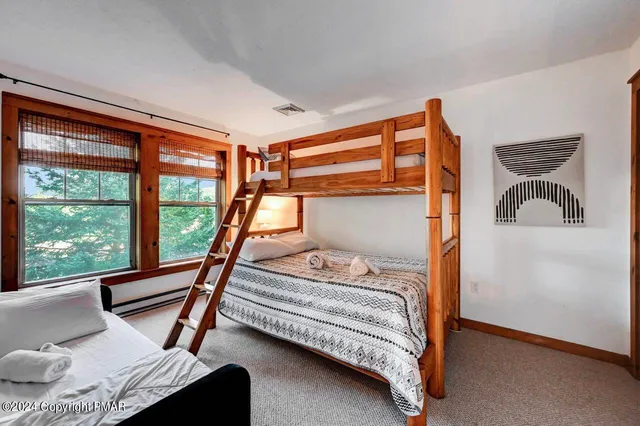 $2,925 | 179 Hawthorne Court, Unit U179, Tannersville, PA 18372