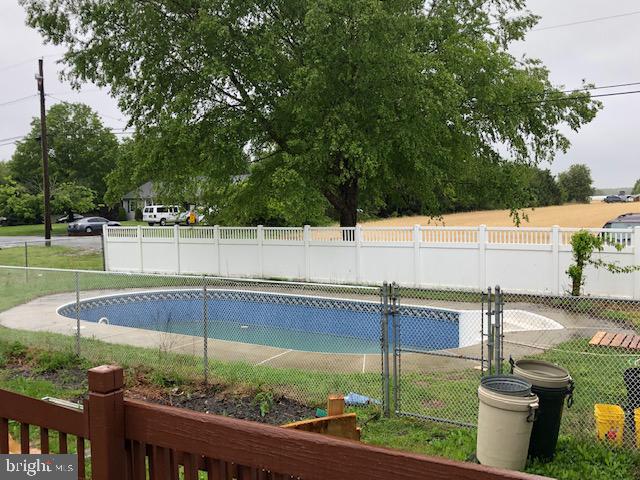 6 Viereck Road Swedesboro, NJ 08085 - Photo 13 of 19 Pool