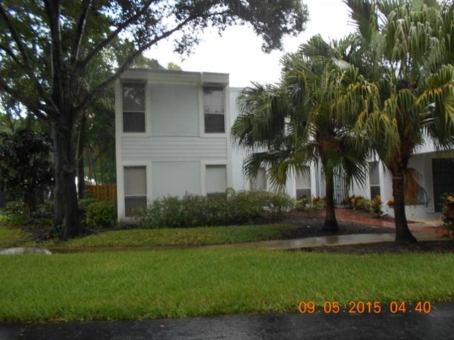 6125 Old Court Road, Unit 134 Boca Raton, FL 33433 - Photo 1 of 9 exterior