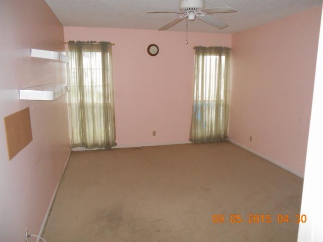 6125 Old Court Road, Unit 134 Boca Raton, FL 33433 - Photo 4 of 9 DSCN0410 (640x480)
