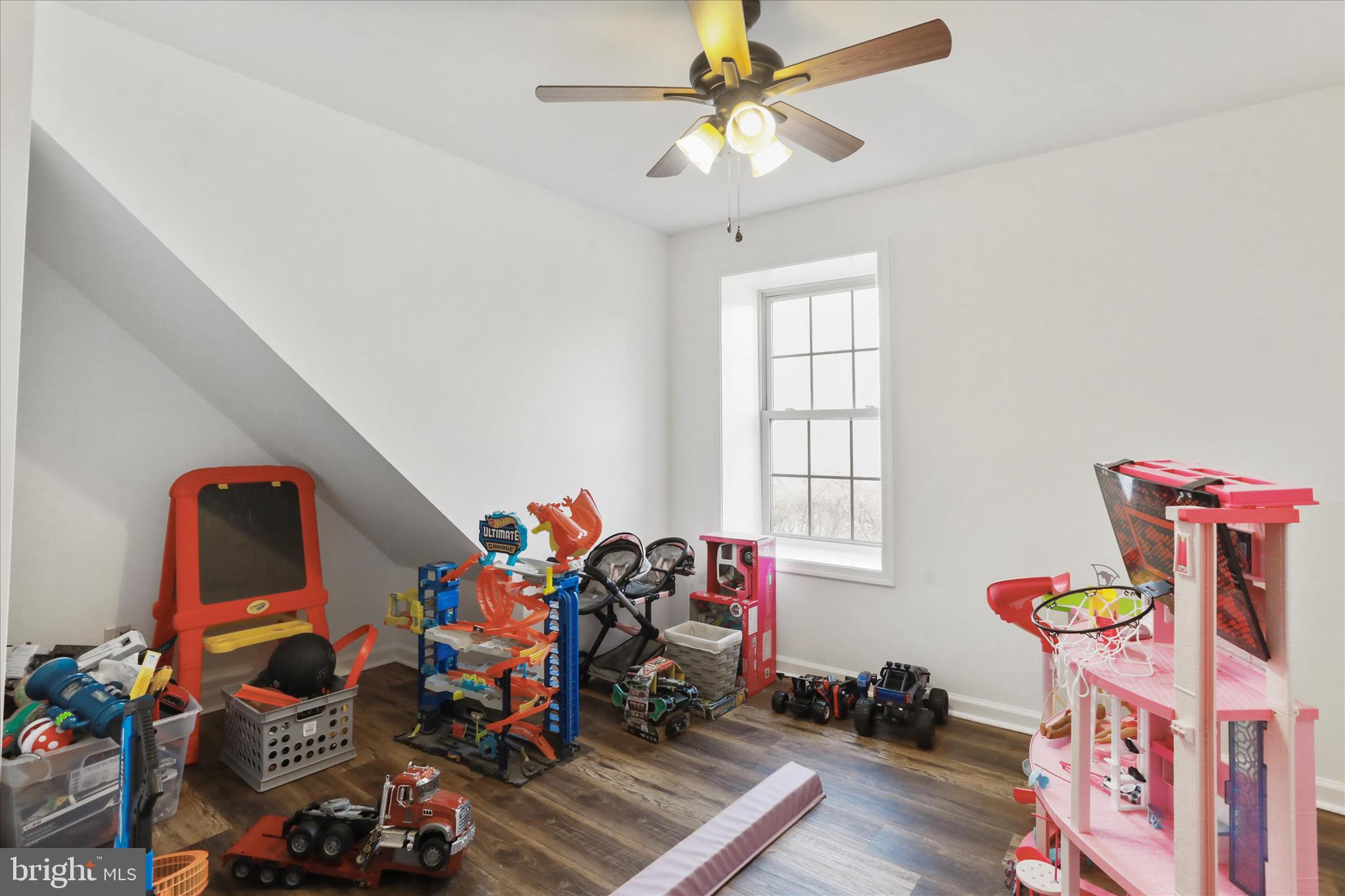 40 Lookout Point Way Linden, VA 22642 - Photo 28 of 36 a view of a workspace with furniture and a window
