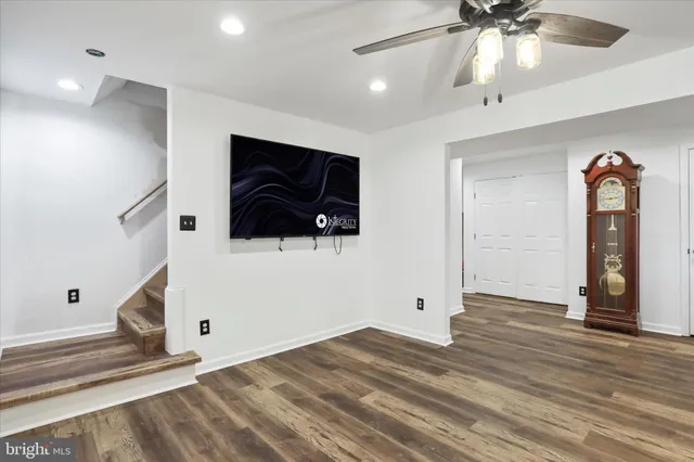 $400,000 | 40 Lookout Point Way, Linden, VA 22642