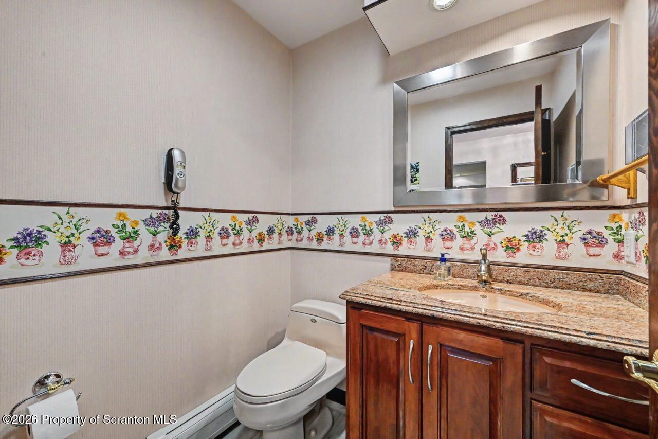 602 Hampton Road Clarks Summit, PA 18411 - Photo 32 of 73 Half Bath