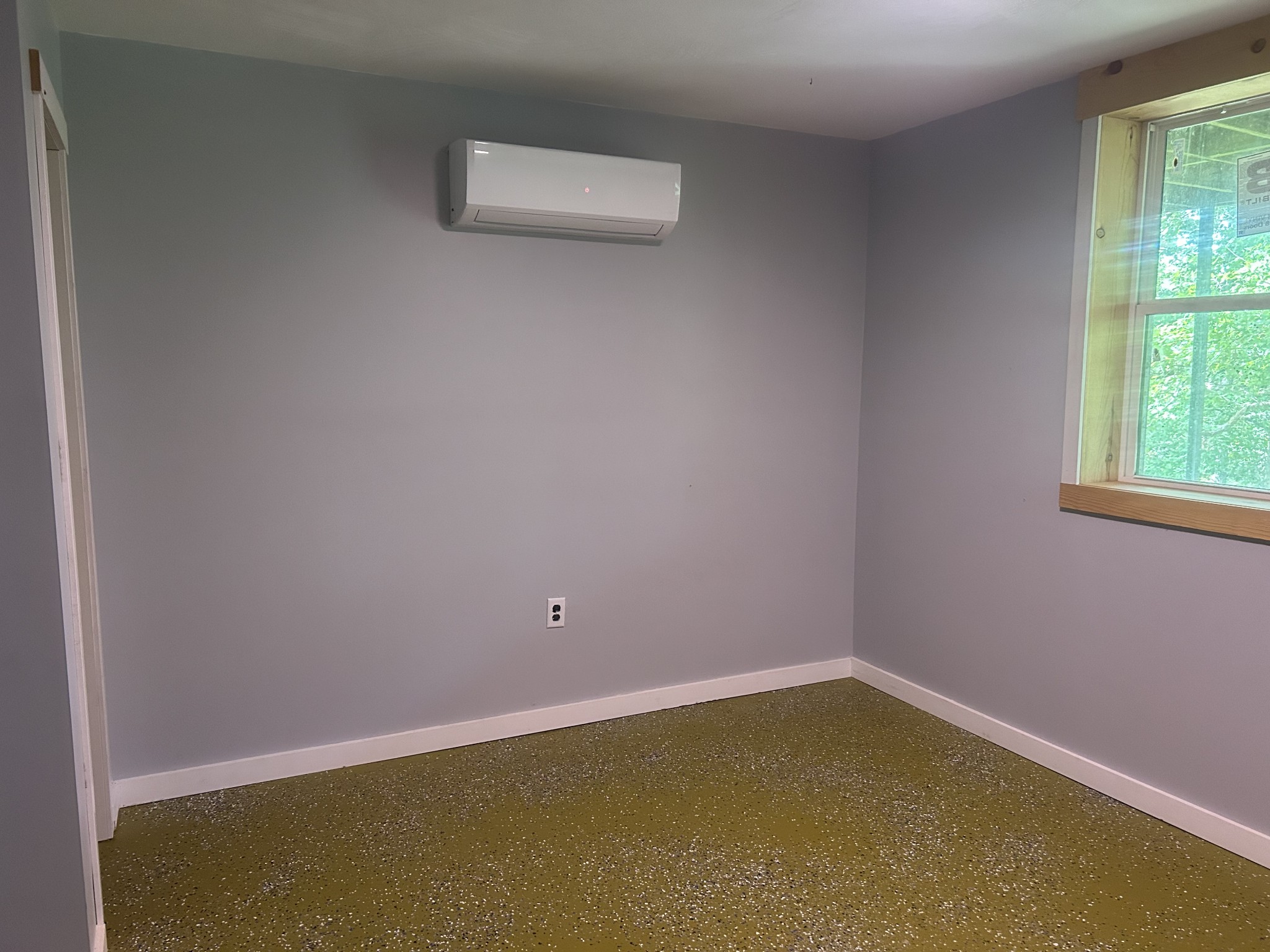 370 Alpine Road Camden, TN 38320 - Photo 16 of 20 a view of an empty room