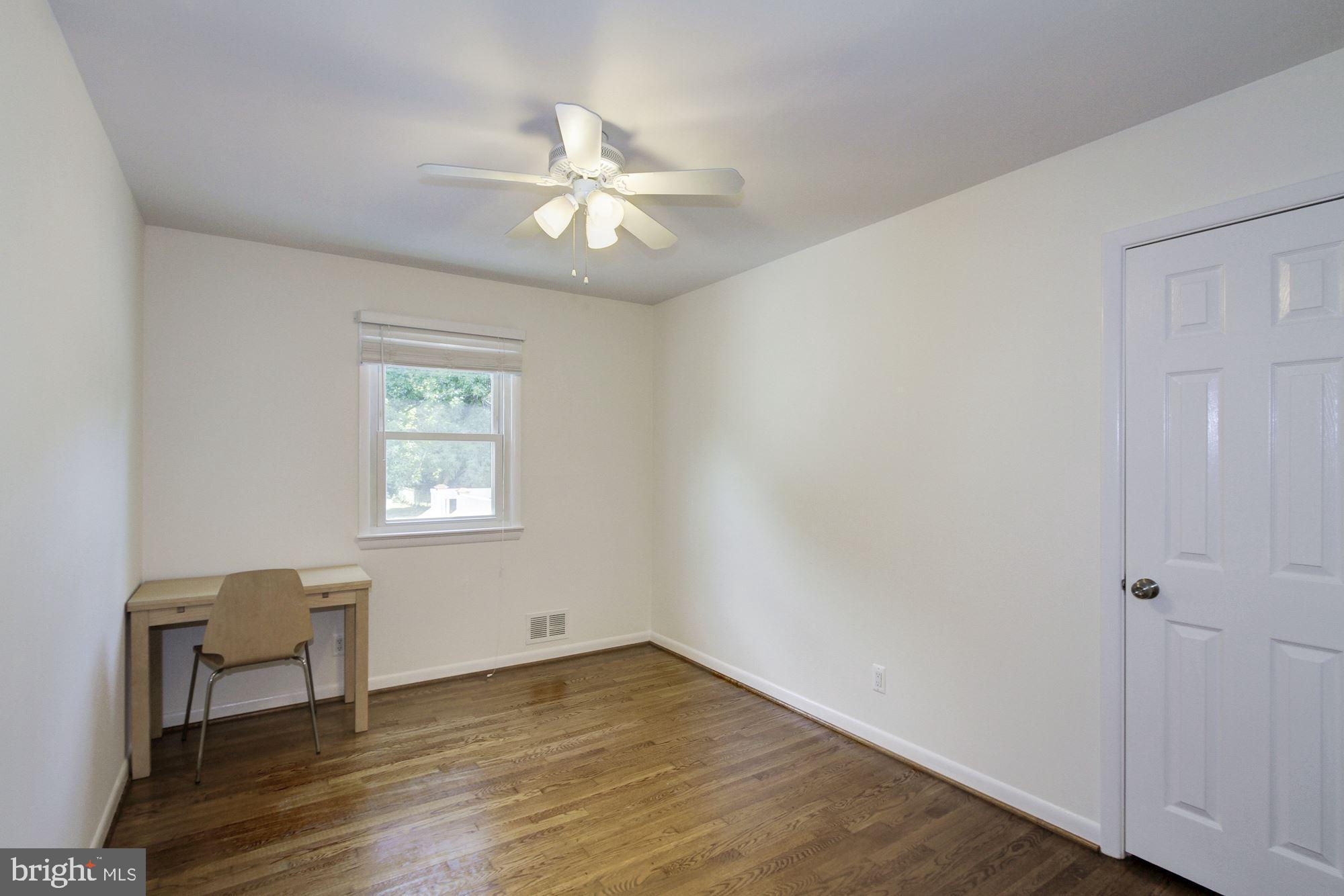 5710 Berwyn Road Berwyn Heights, MD 20740 - Photo 12 of 36 Gallery Image 12
