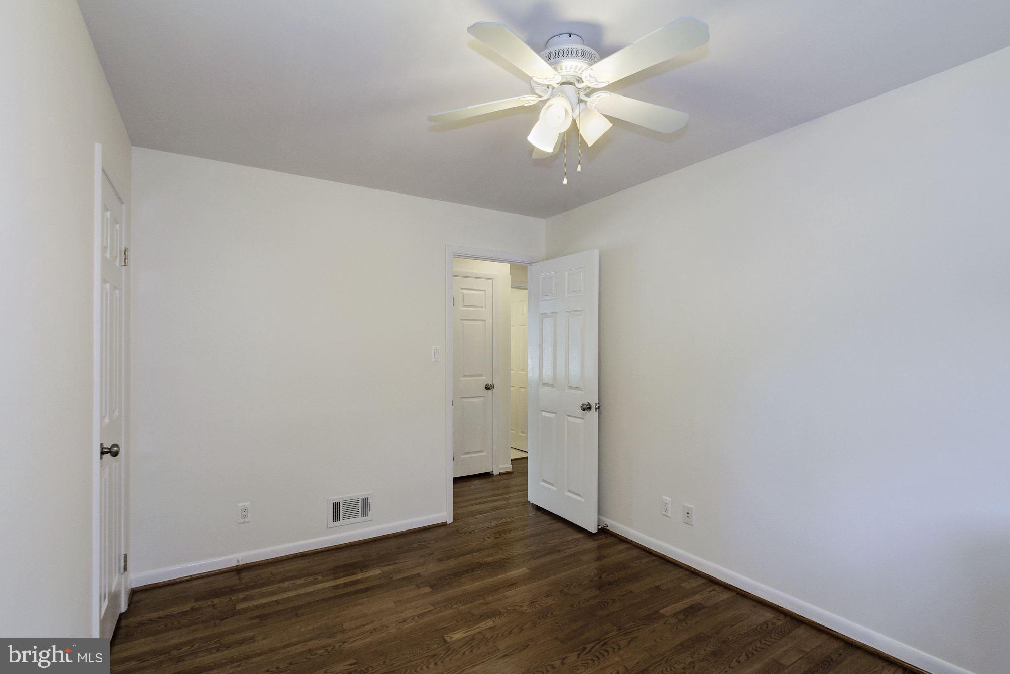 5710 Berwyn Road Berwyn Heights, MD 20740 - Photo 13 of 36 Gallery Image 13