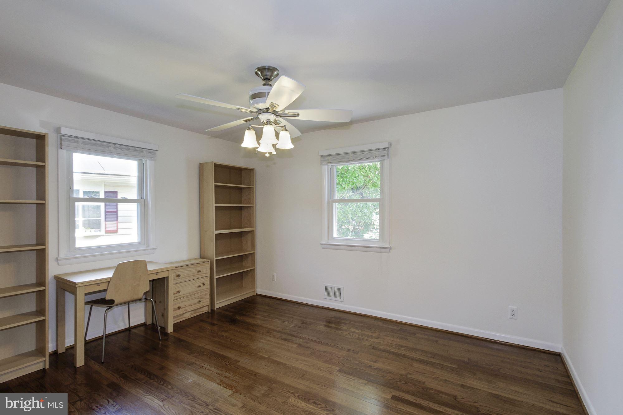 5710 Berwyn Road Berwyn Heights, MD 20740 - Photo 14 of 36 Gallery Image 14