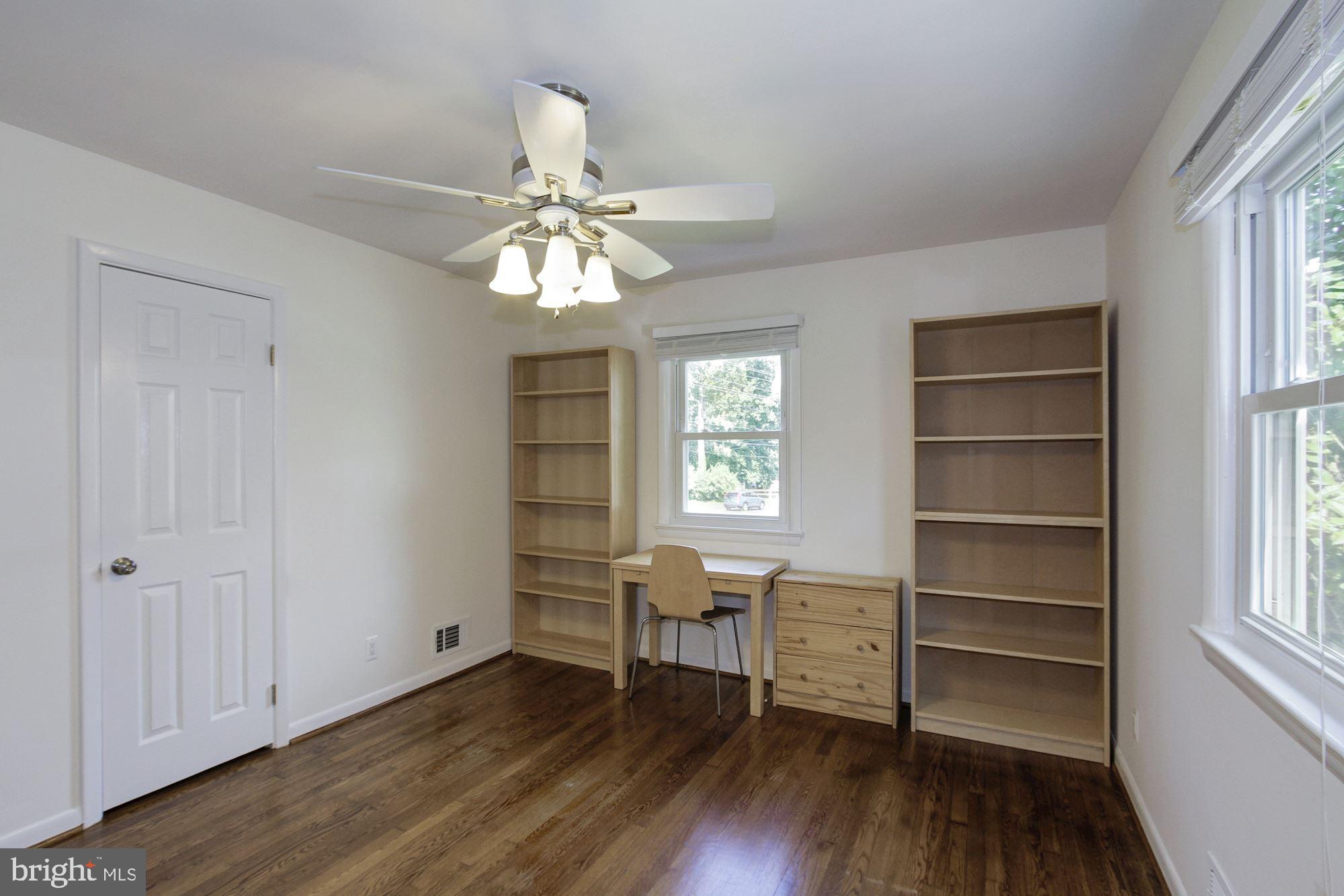5710 Berwyn Road Berwyn Heights, MD 20740 - Photo 15 of 36 Gallery Image 15