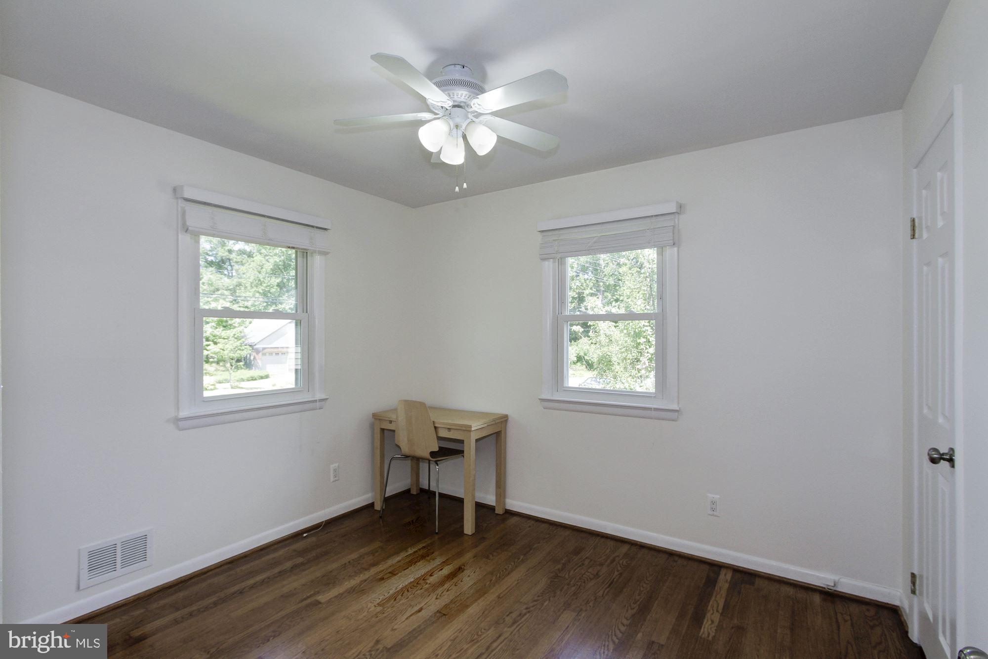 5710 Berwyn Road Berwyn Heights, MD 20740 - Photo 17 of 36 Gallery Image 17