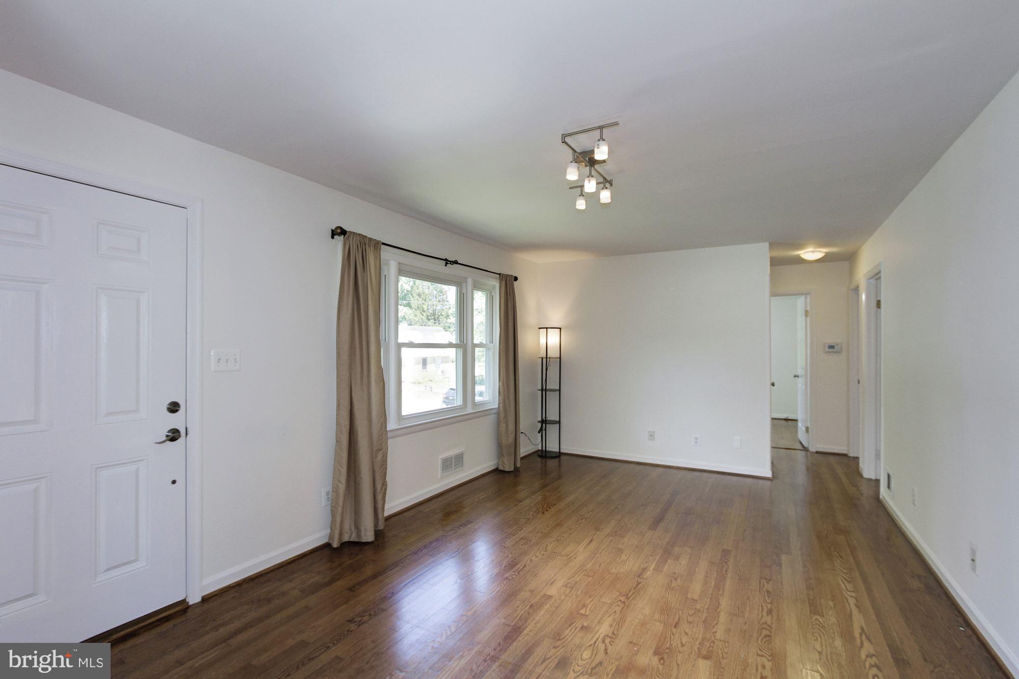 5710 Berwyn Road Berwyn Heights, MD 20740 - Photo 8 of 36 Gallery Image 8
