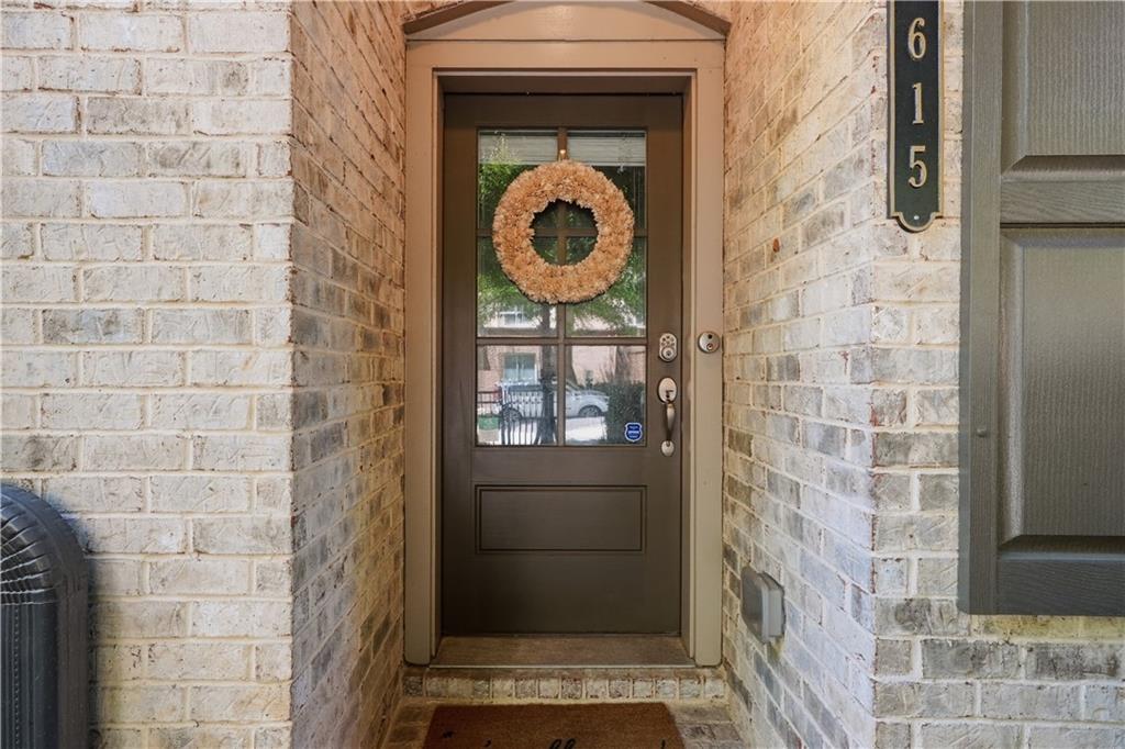615 Broadview Place Northeast Atlanta, GA 30324 - Photo 4 of 64