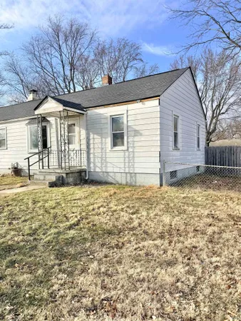 $119,900 | 222 East 29th Street, Muncie, IN 47302