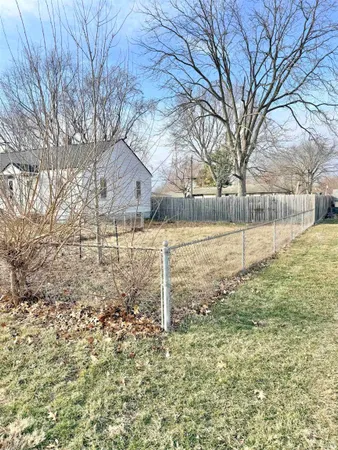 $119,900 | 222 East 29th Street, Muncie, IN 47302