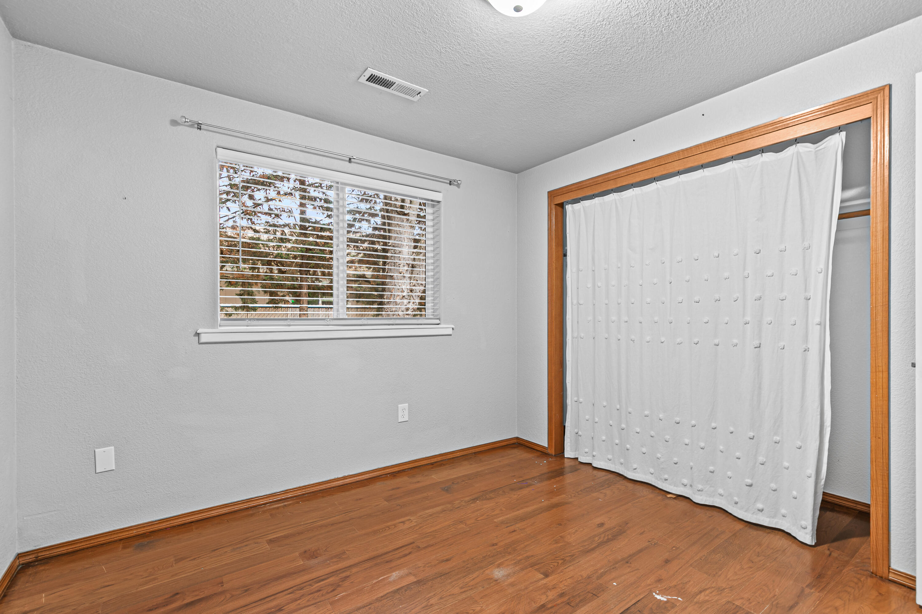 388 Crystal Drive Eagle Point, OR 97524 - Photo 16 of 35 16