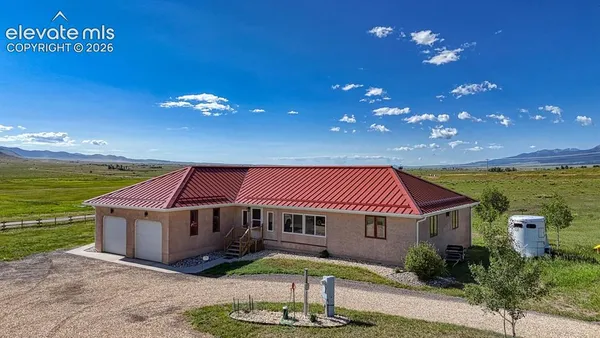 $565,000 | 75 Muirfield Drive, Westcliffe, CO 81252