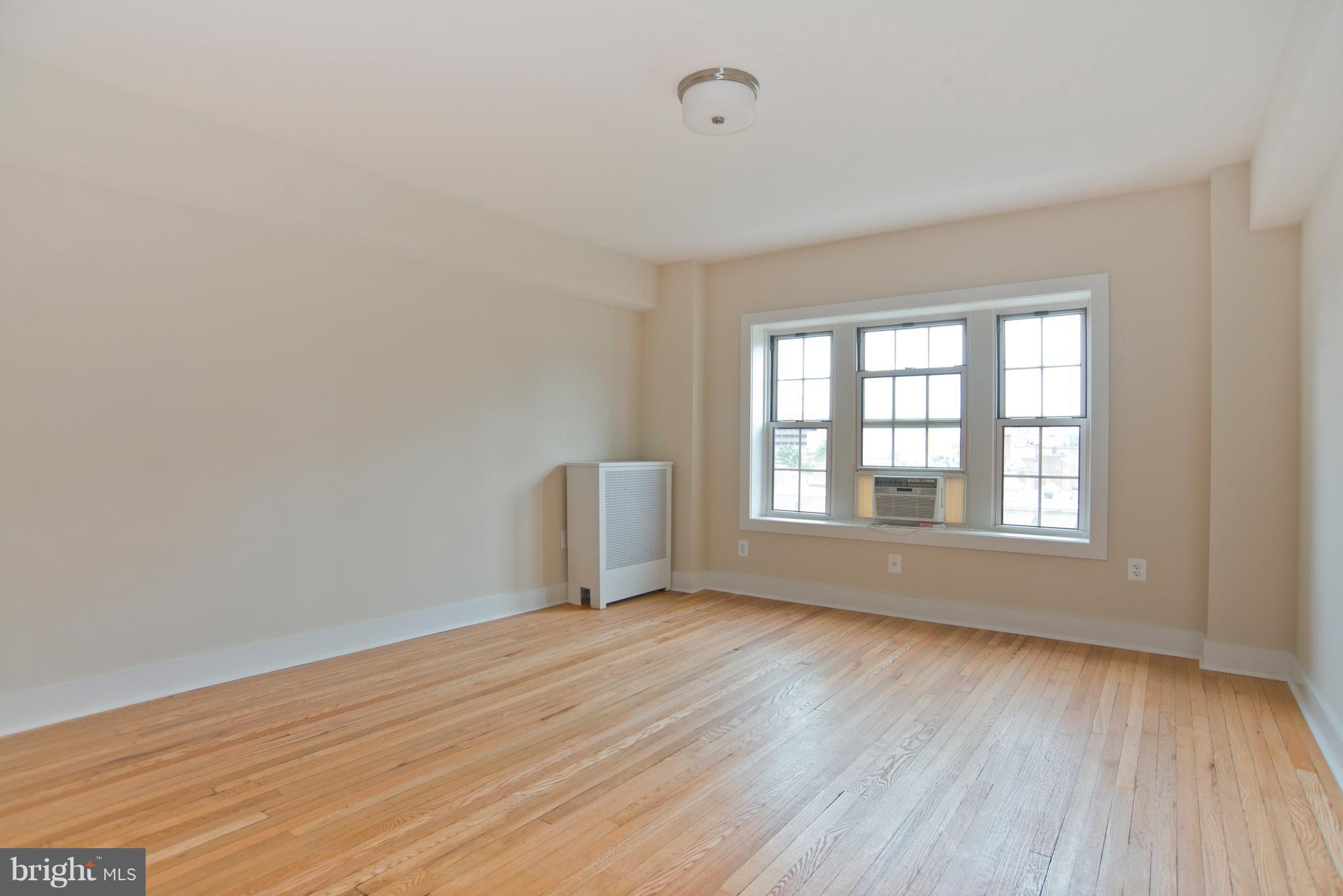 1911 R Street Northwest, Unit 802 Washington, DC 20009 - Photo 20 of 22 Bedroom