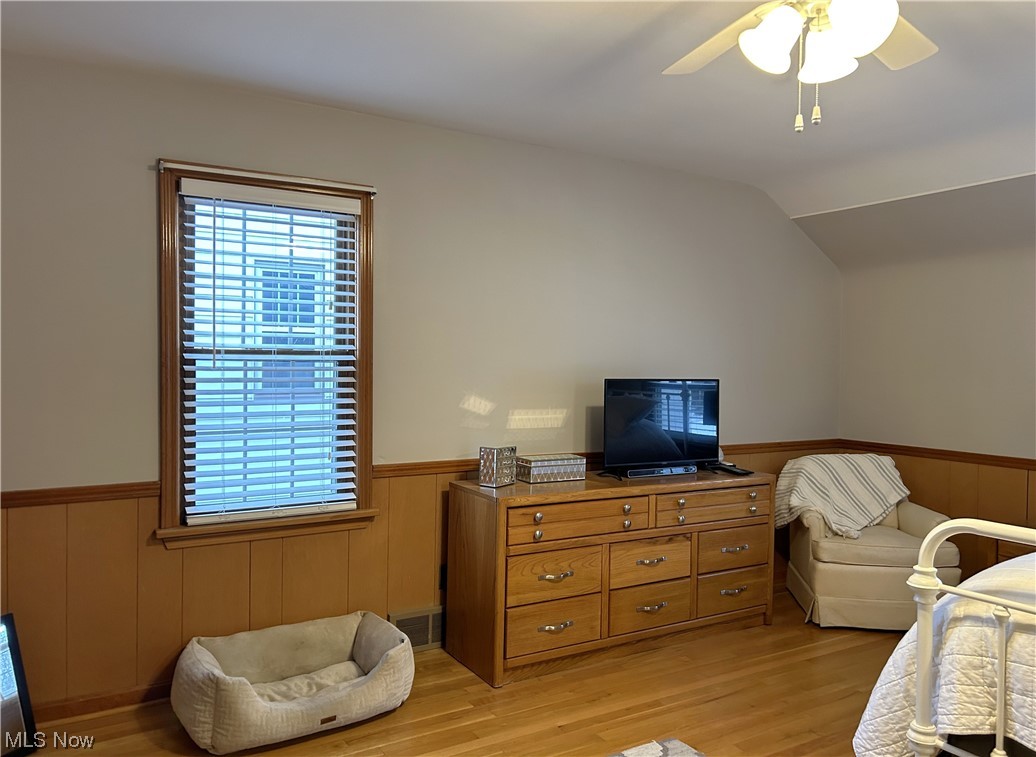 1748 Sunview Road Lyndhurst, OH 44124 - Photo 27 of 41 Spacious Master Bedroom.